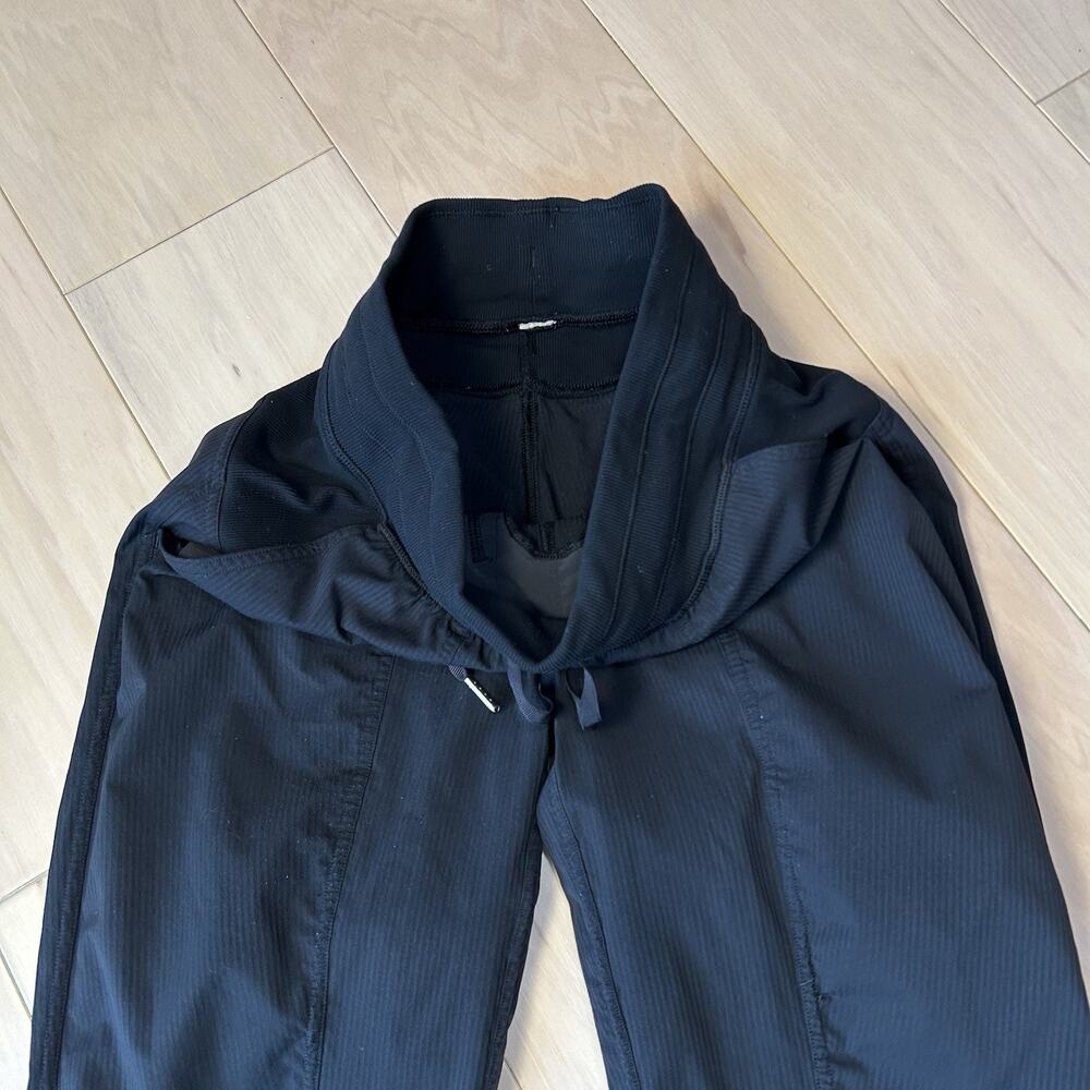Lululemon Dance Studio Mid-Rise Jogger Black Women’s 4 - Picture 2 of 4
